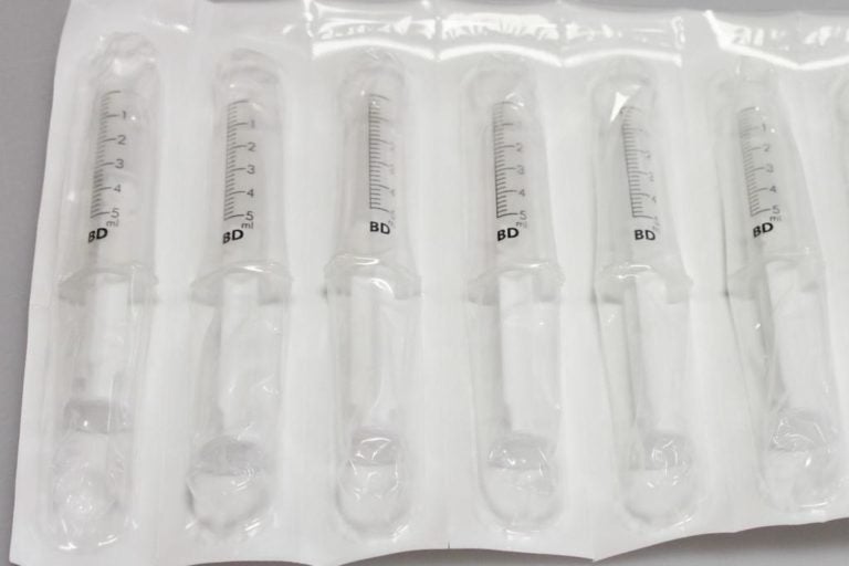 VARIOVAC Primus Teixpac embalagem seringas